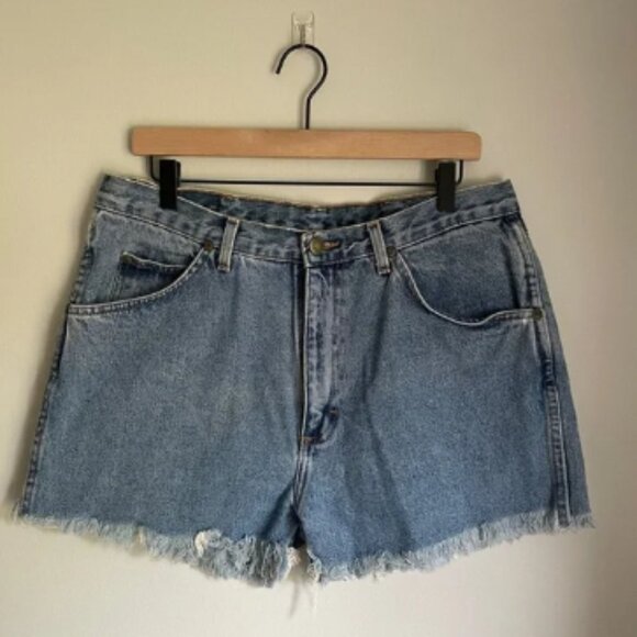 Wrangler Cut Off High Waist Denim Jean Shorts Women’s Size 34 - Picture 1 of 4